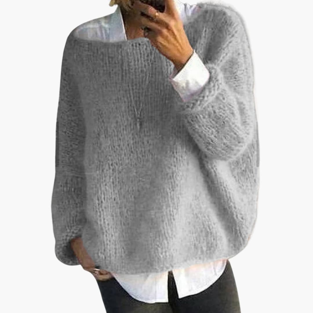 Pull femme en maille avec encolure large et surface texturée