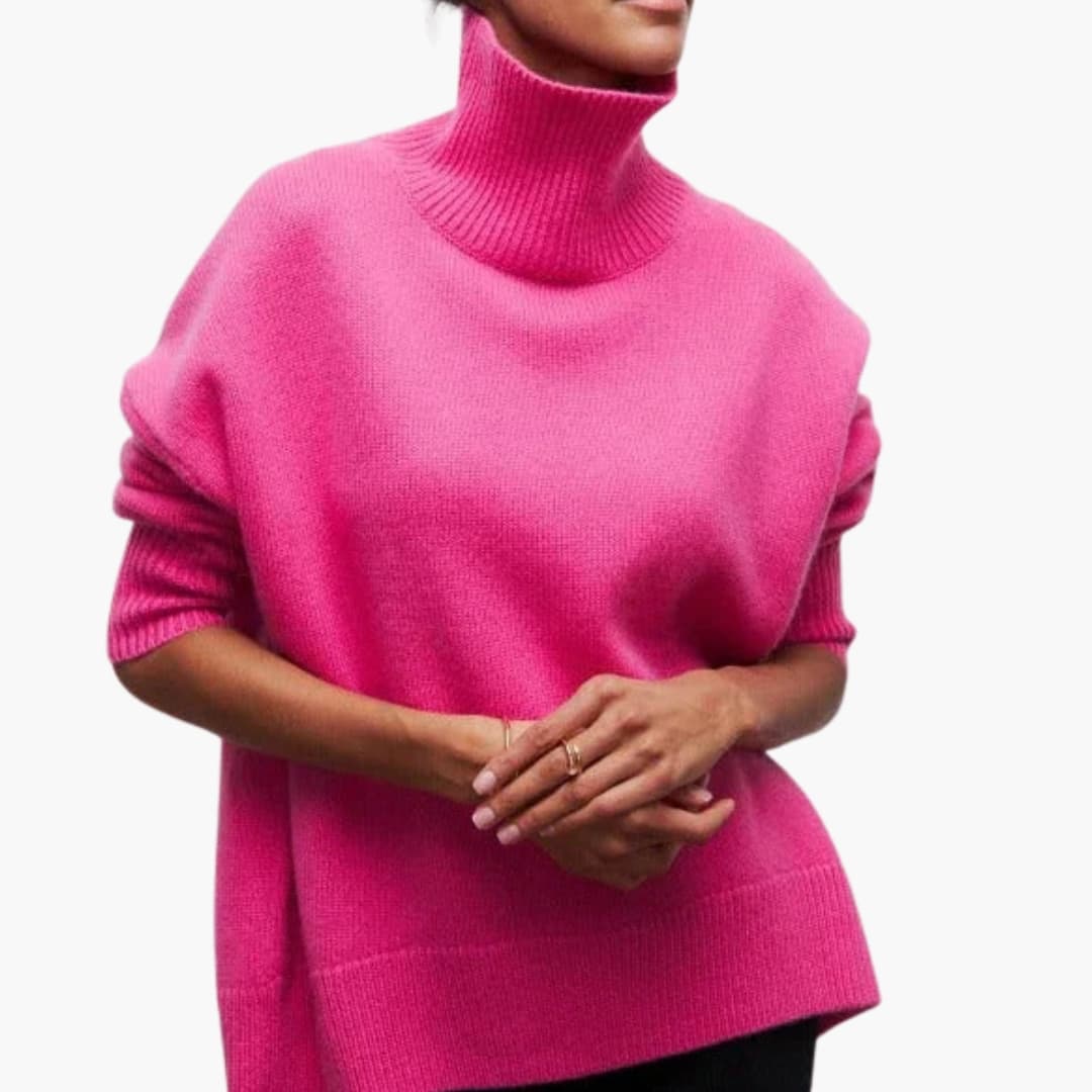 Pull femme oversize à col roulé et bords côtelés