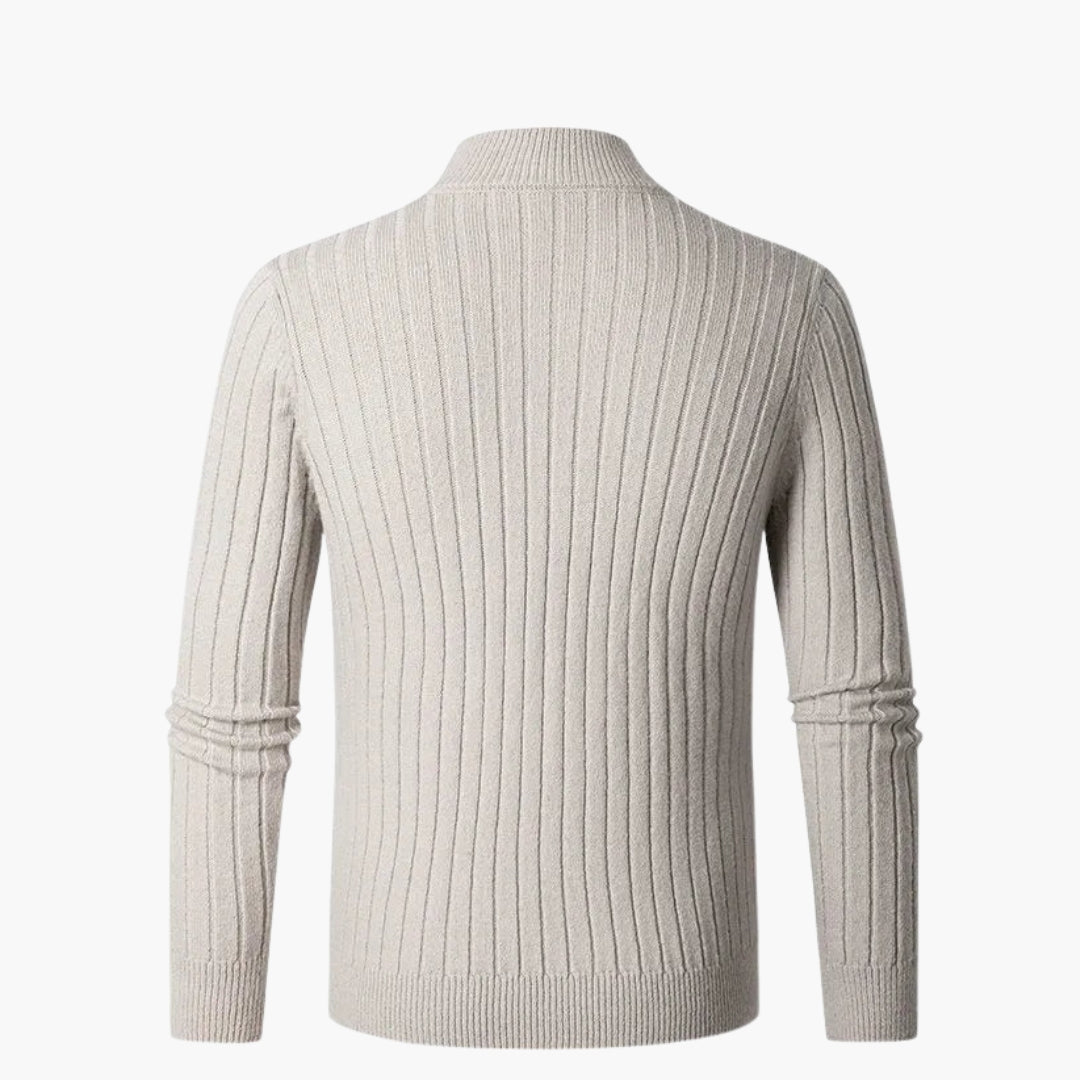 Herrtröja i stickat med hög krage och halv dragkedja