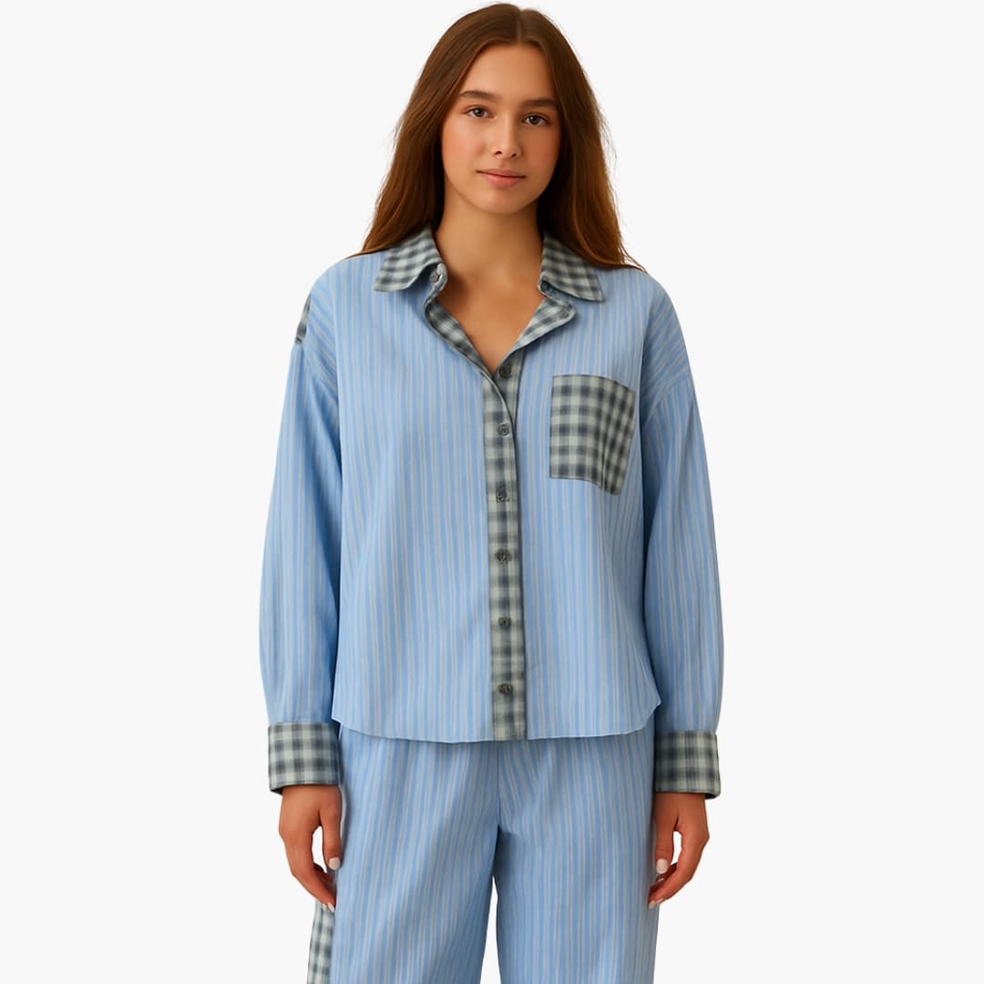 Pyjama deux pièces pour femme à motif rayé et col à carreaux