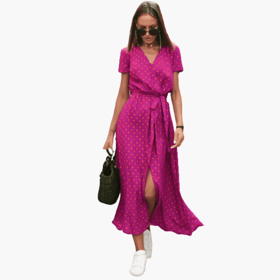 Damenkleid mit kurzen Ärmeln und V-Ausschnitt