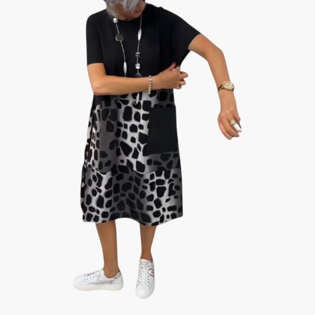 Vestido midi feminino de mangas curtas com superfície estampada