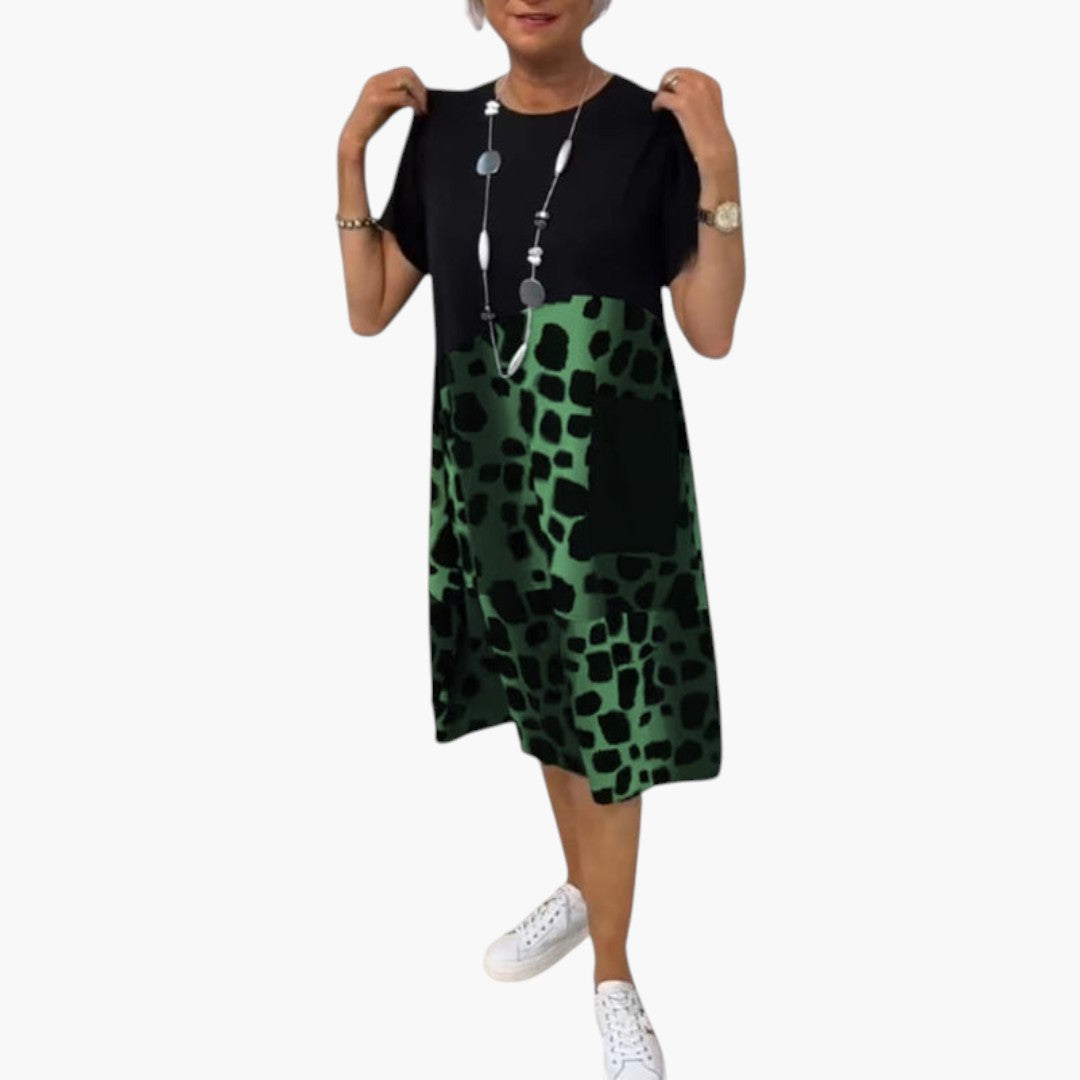 Vestido midi feminino de mangas curtas com superfície estampada