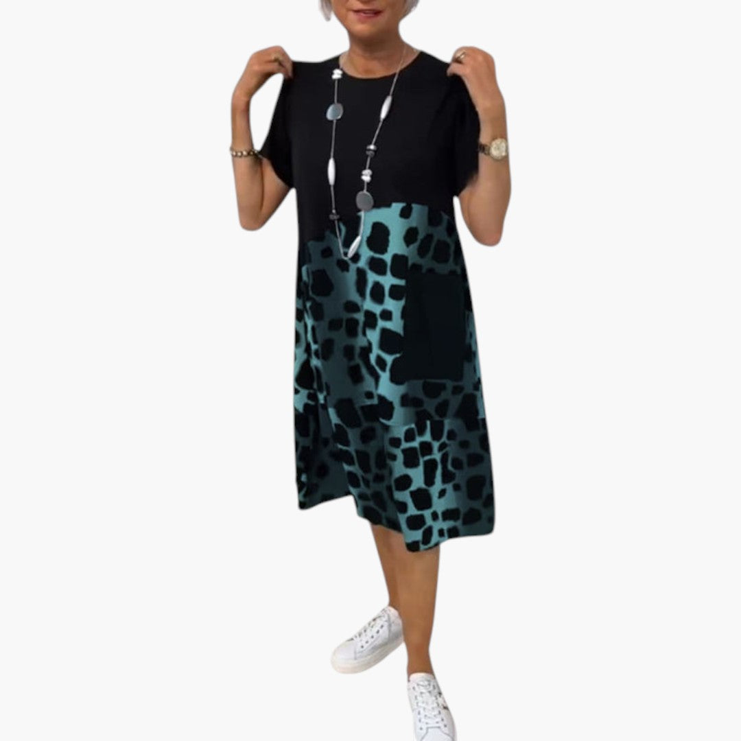 Vestido midi feminino de mangas curtas com superfície estampada
