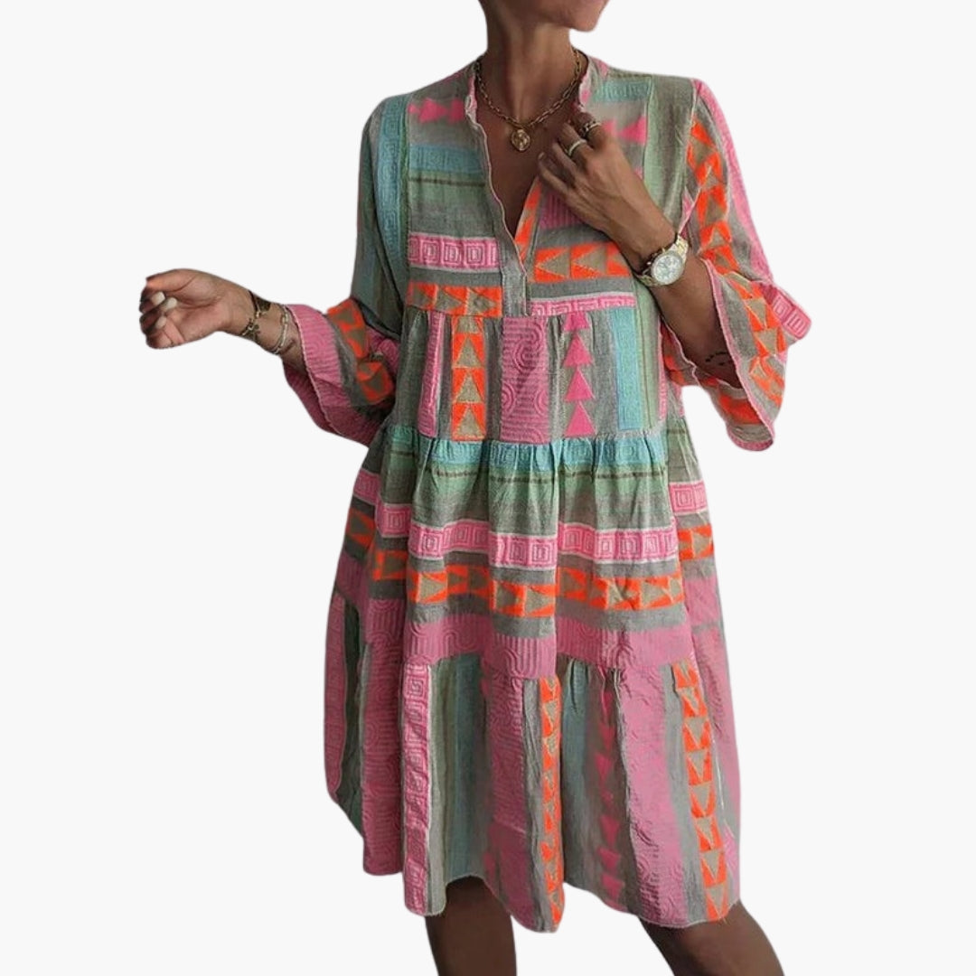 Women's mini dress with V-neck and three-quarter sleeves