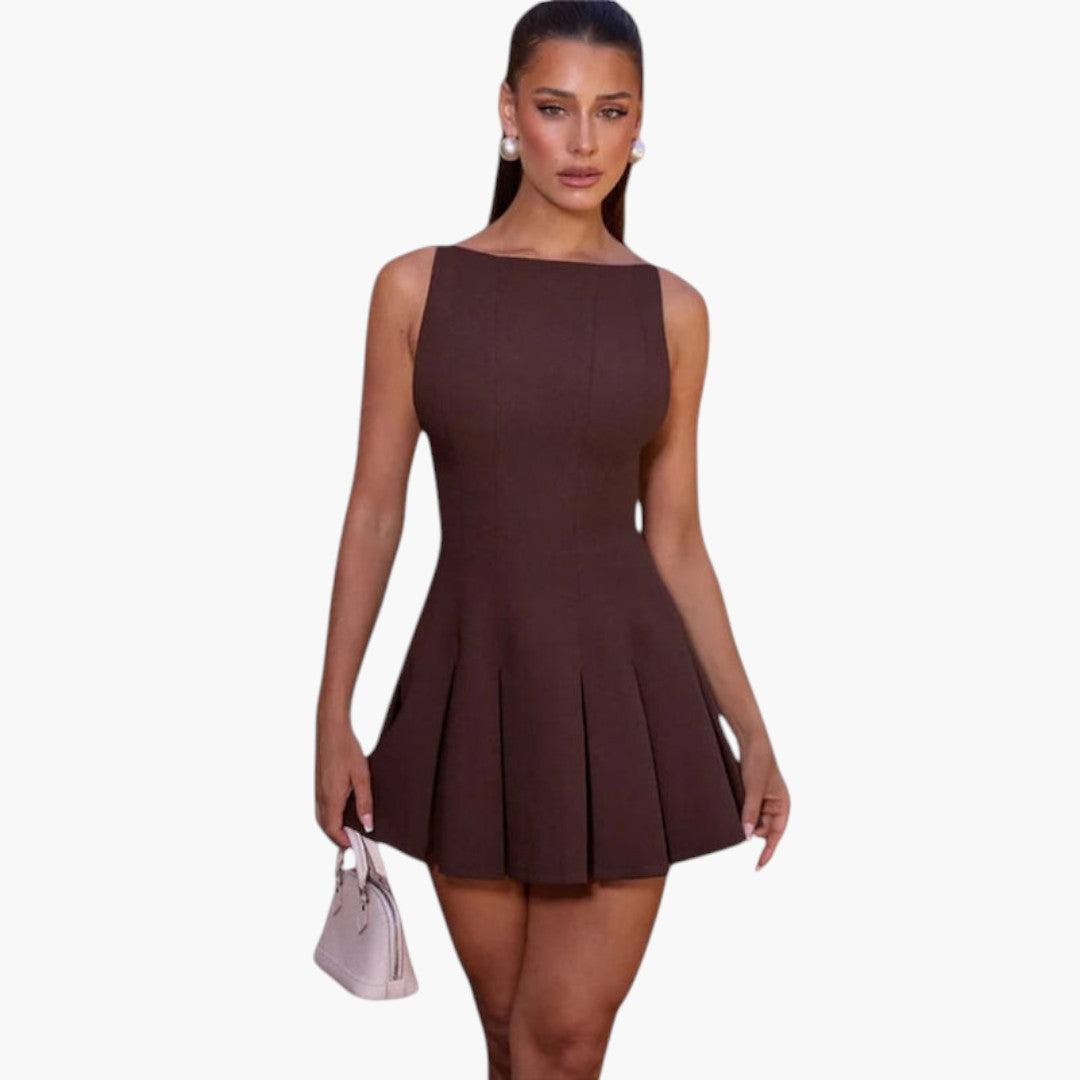 Mini-Kleid für Damen mit freiem Rücken und plissiertem Rock
