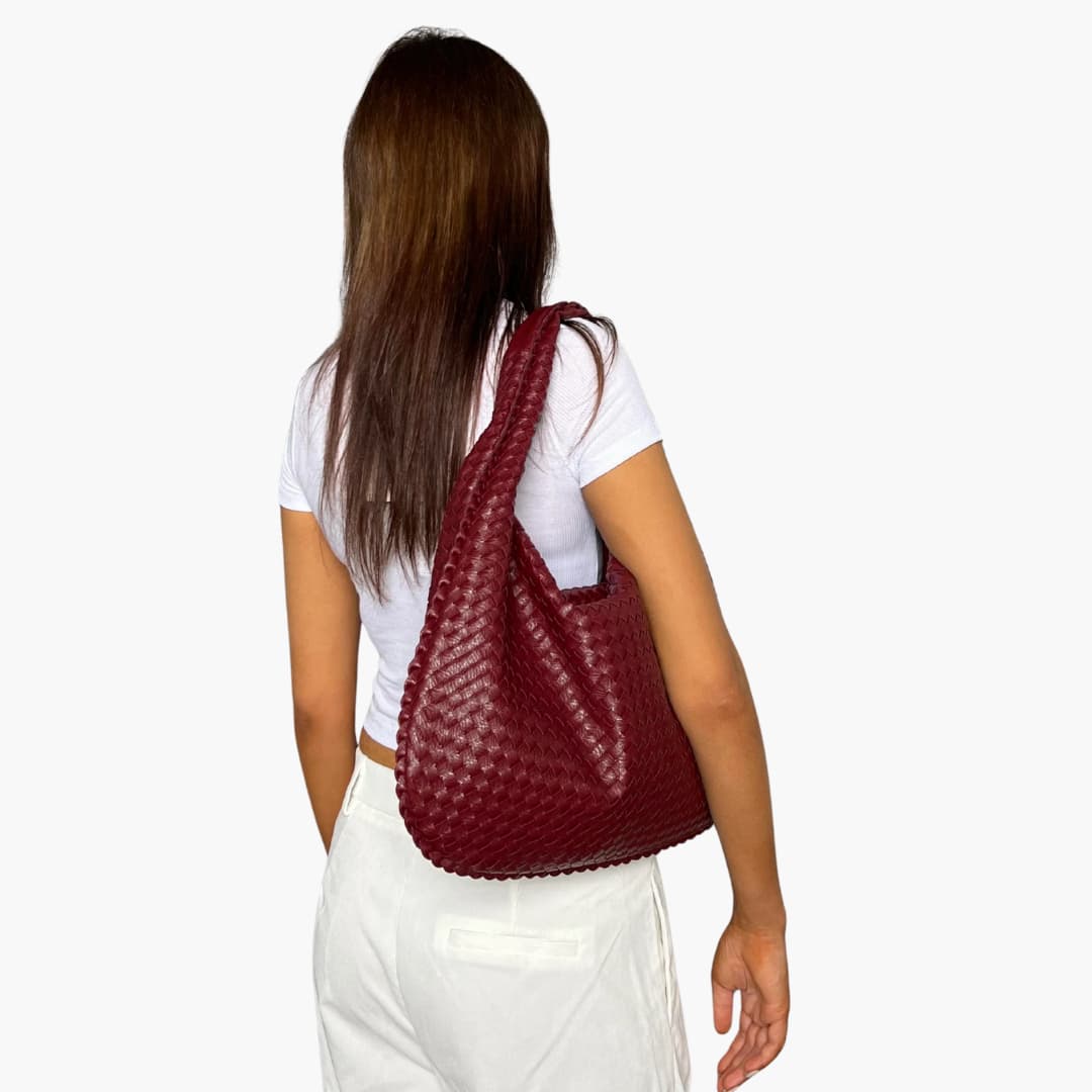 Sac bandoulière pour femme avec surface tressée et fermeture éclair