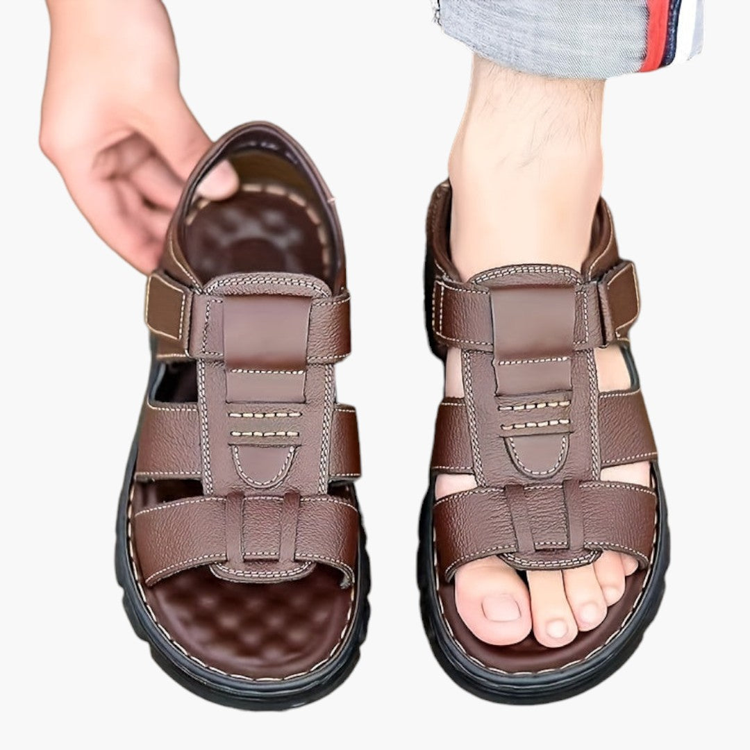 Sandales Homme a Semelles en Caoutchouc et Bout Ouvert