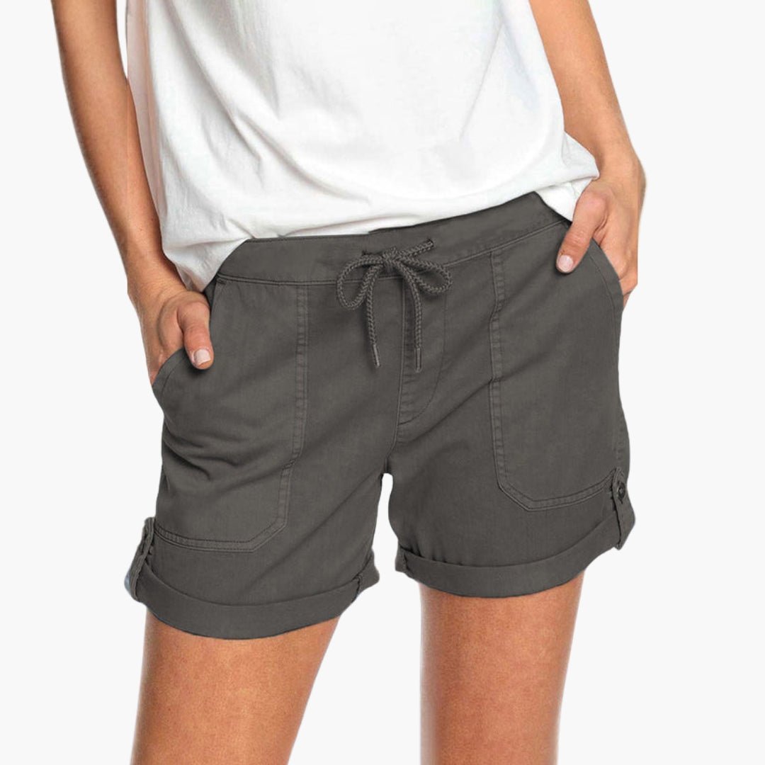 Short para mujer con dobladillo vuelto