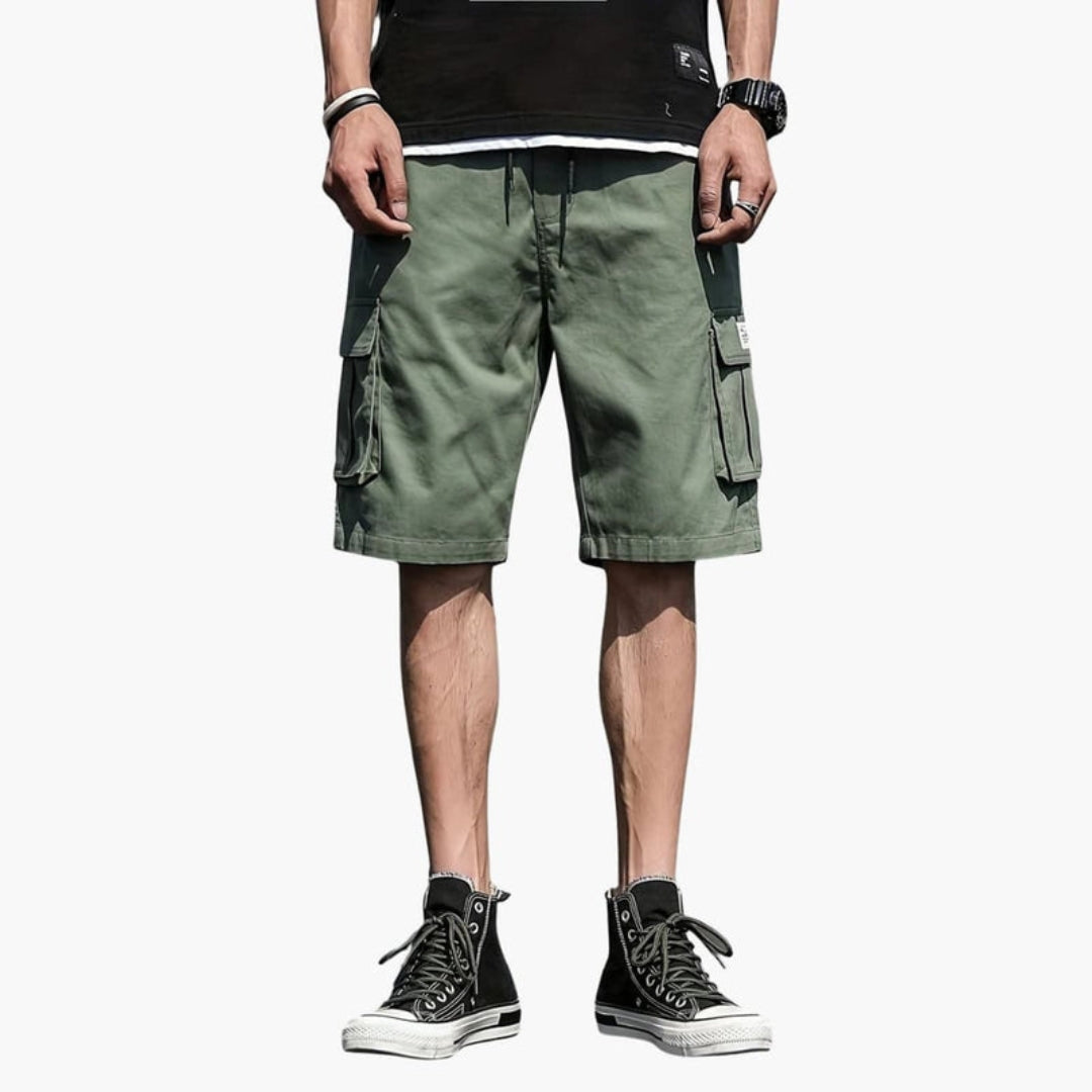 Pantaloncini cargo da uomo con tasche a patta
