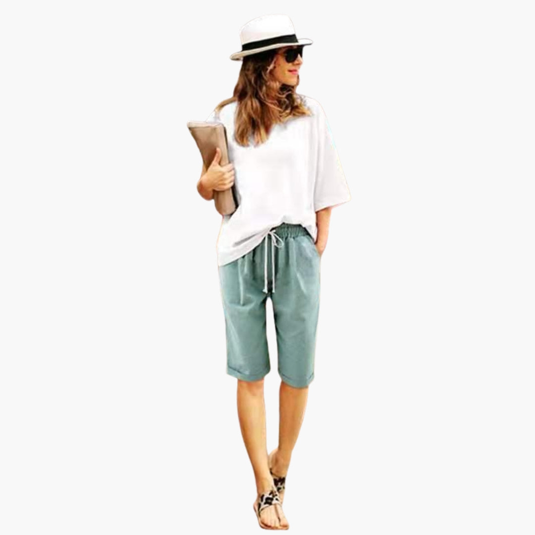 Pantaloncini estivi da donna con taglio ampio