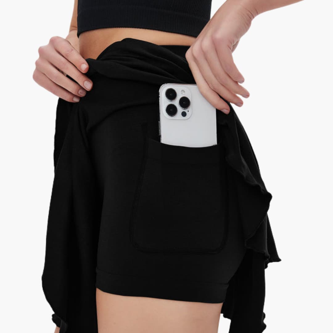 Short femme avec taille élastique et poches latérales