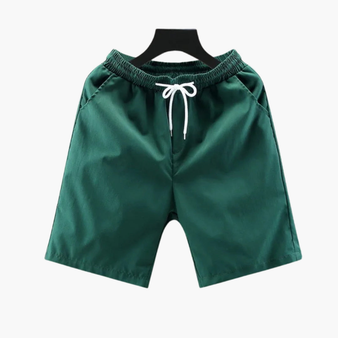 Men's shorts with drawstring and side pockets