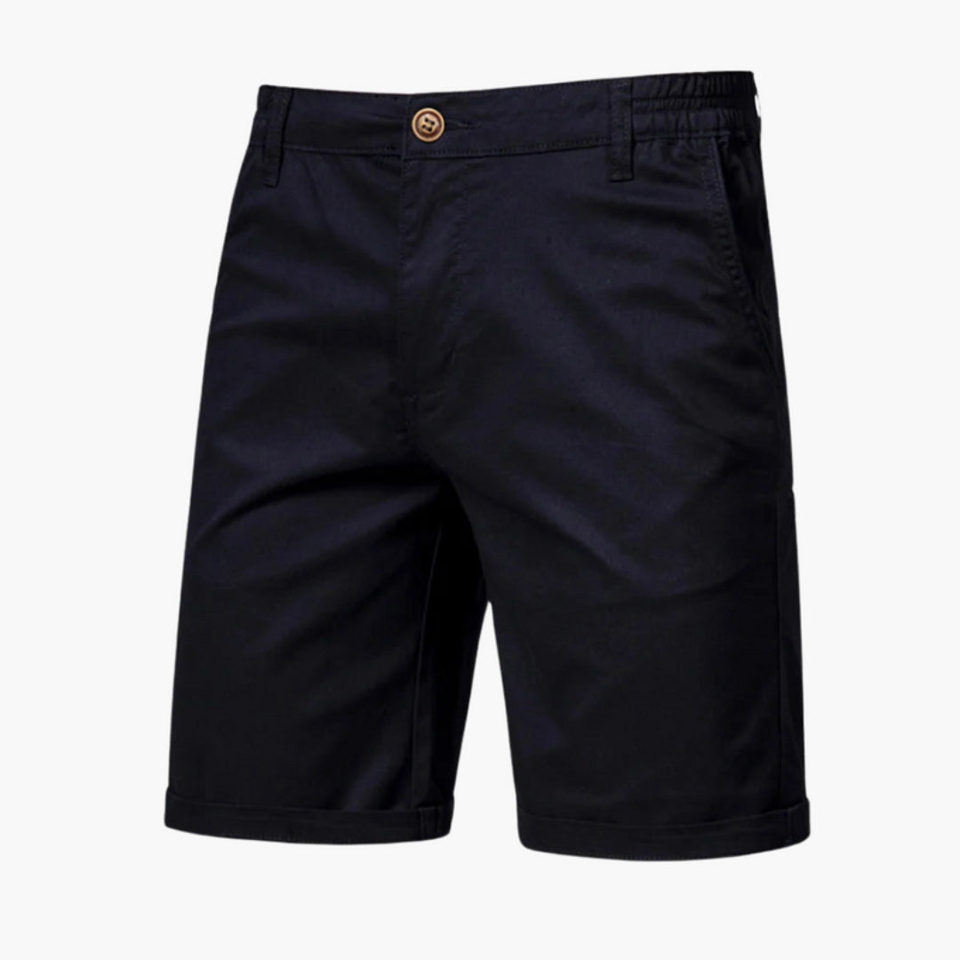 Men's shorts with button closure and side pockets