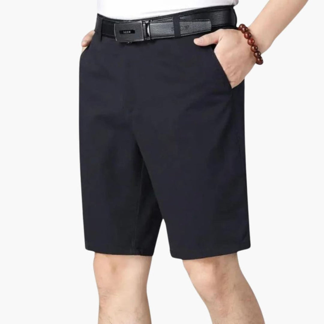 Men's shorts with zip closure