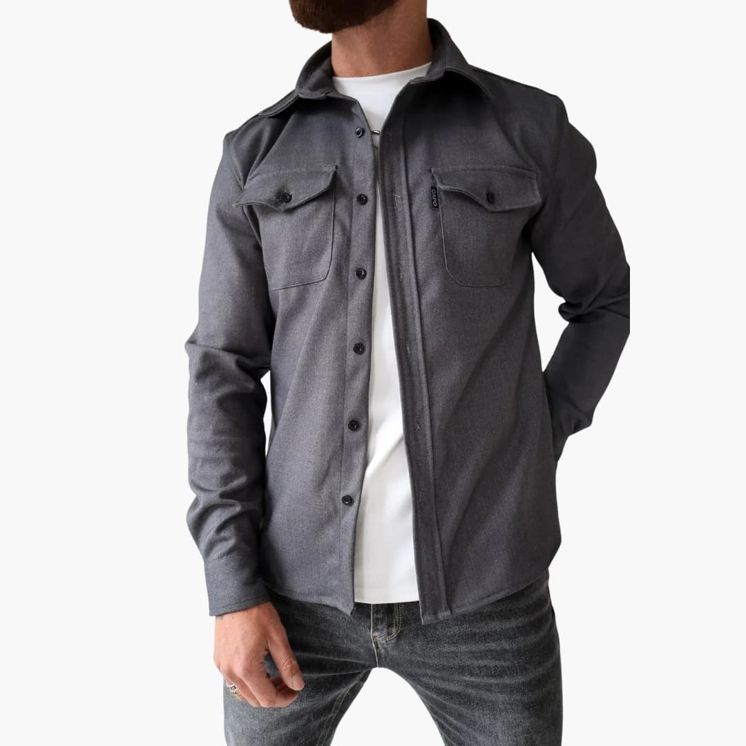 Surchemise homme à boutons et poches poitrine