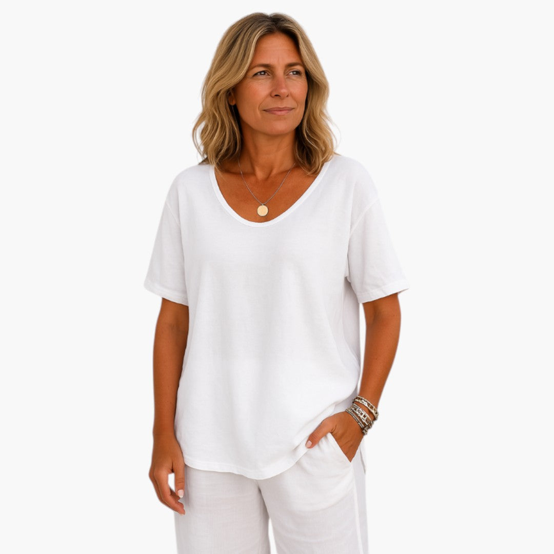 Camiseta mujer con mangas cortas y dobladillo redondeado