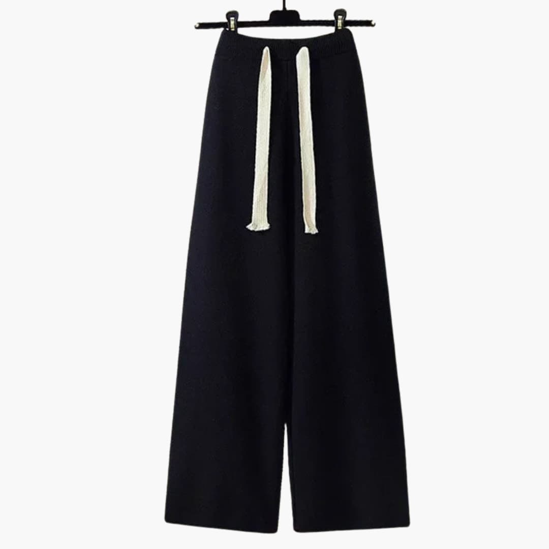 Ensemble tricoté deux pièces pour femme avec haut à col montant et pantalon à jambes larges