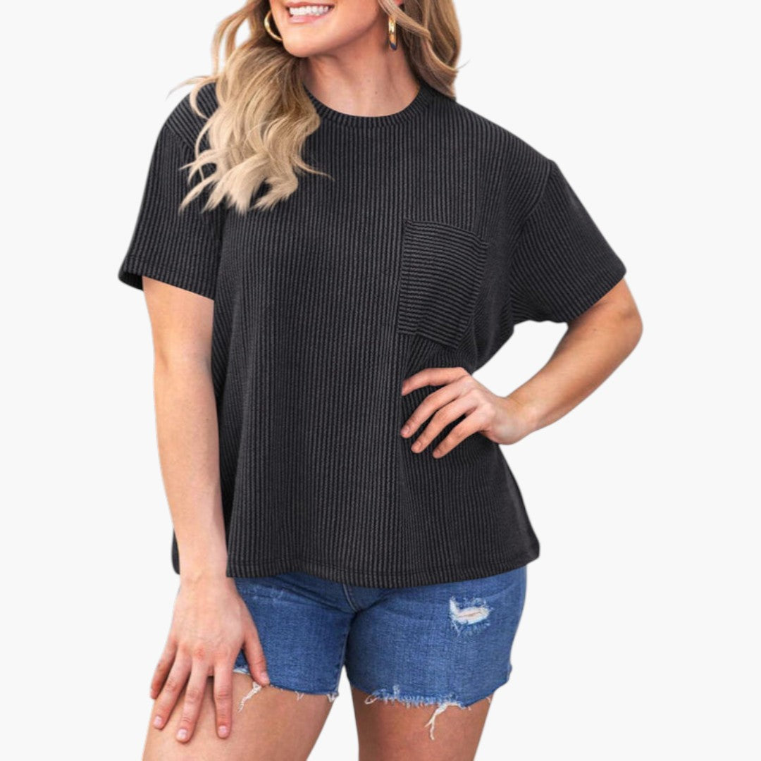 T-shirt de mulher às riscas com bolso no peito