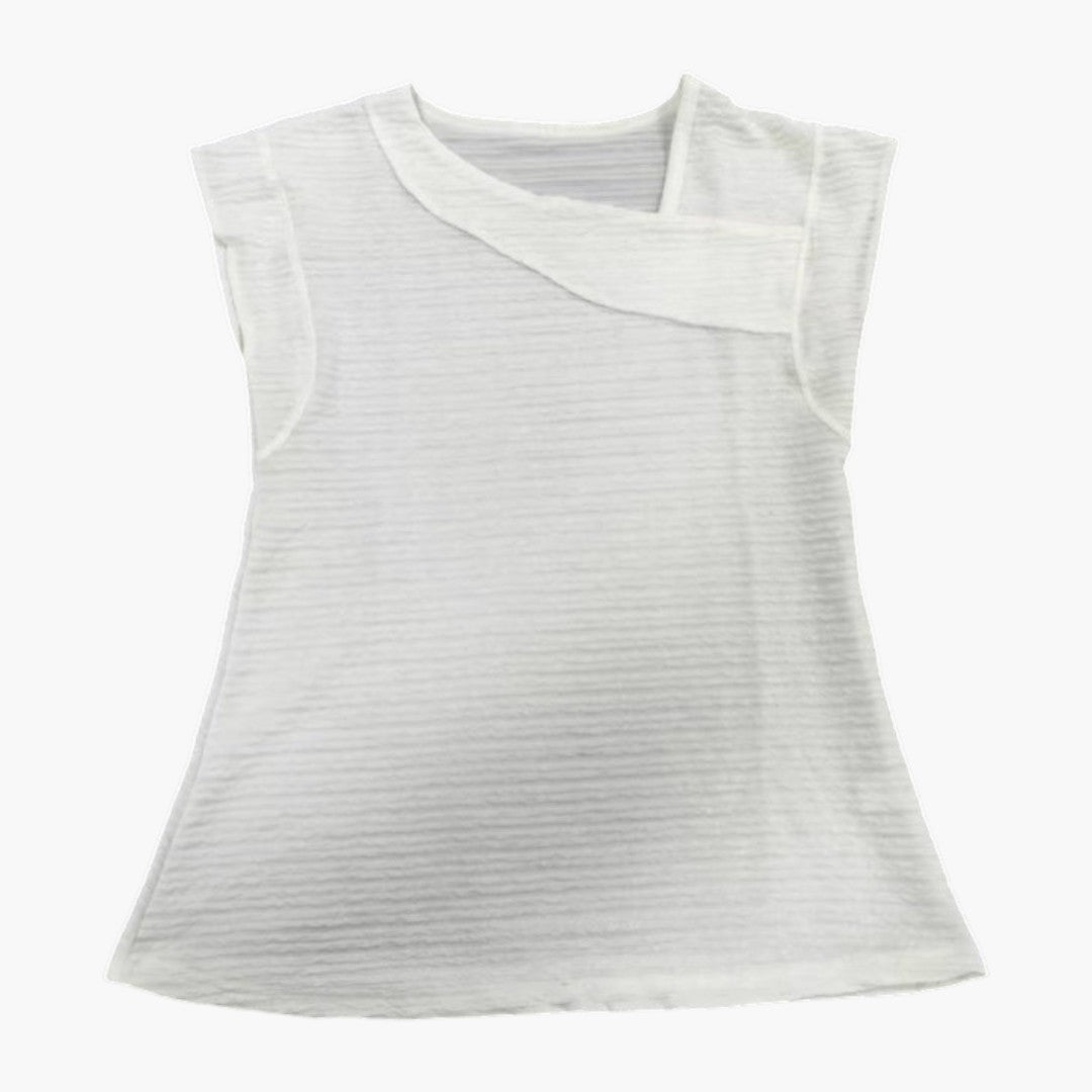 maglietta donna con scollo asimmetrico e maniche corte