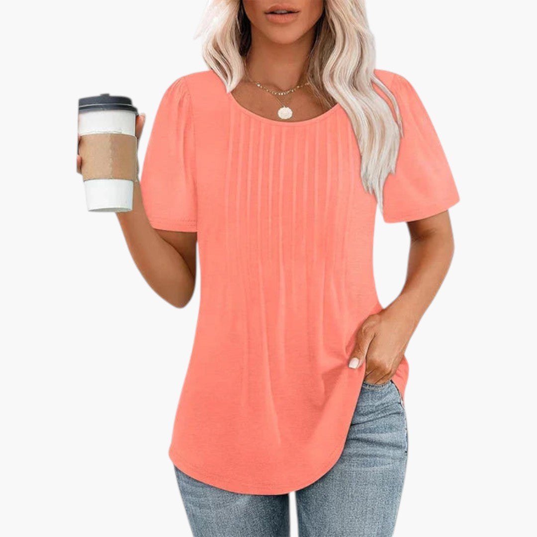 women's round-neck shirt with pleats on the front