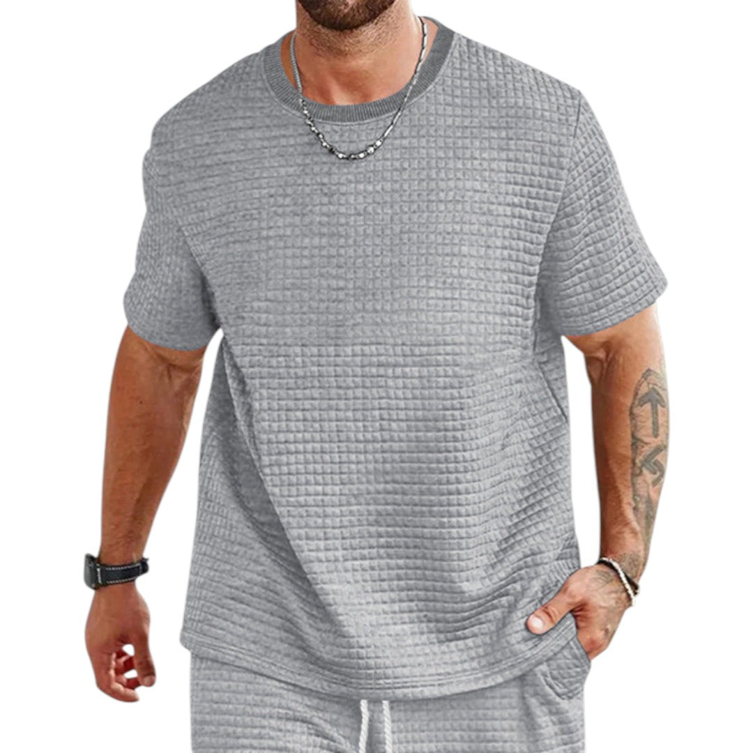 Camiseta para hombre con superficie texturizada y mangas cortas