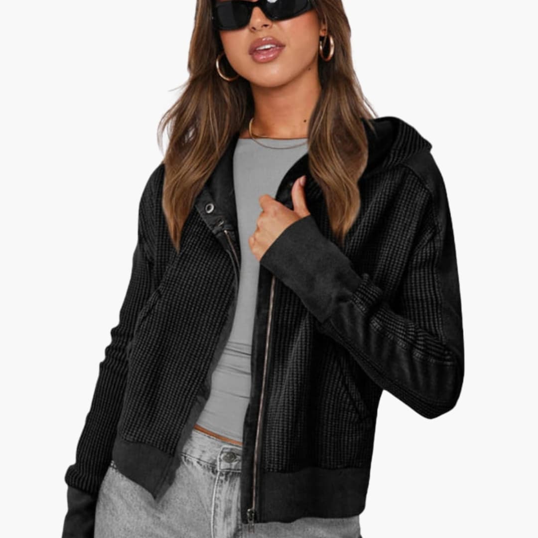 Veste femme à capuche avec zip et surface texturée