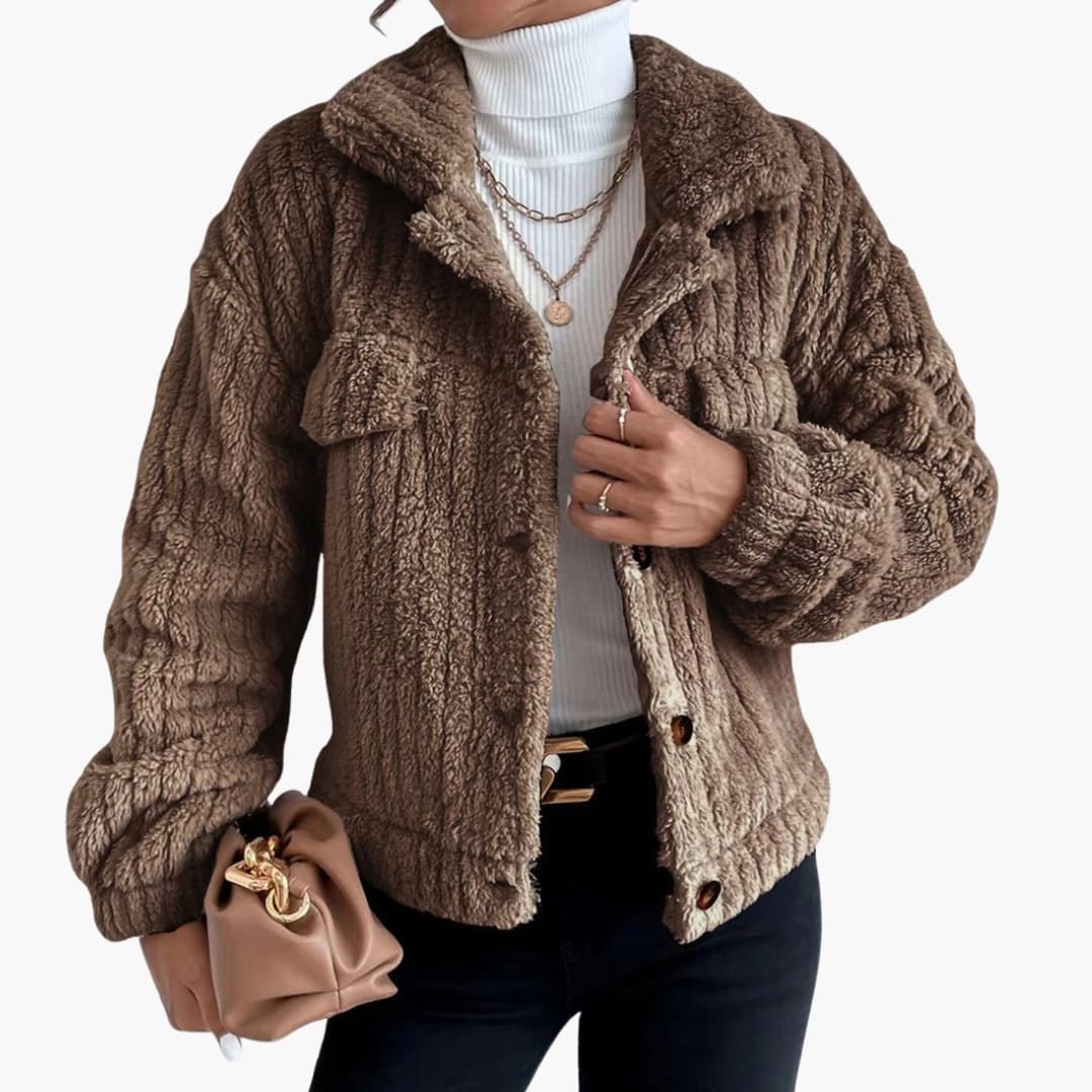 Veste femme courte avec fermeture boutonnée