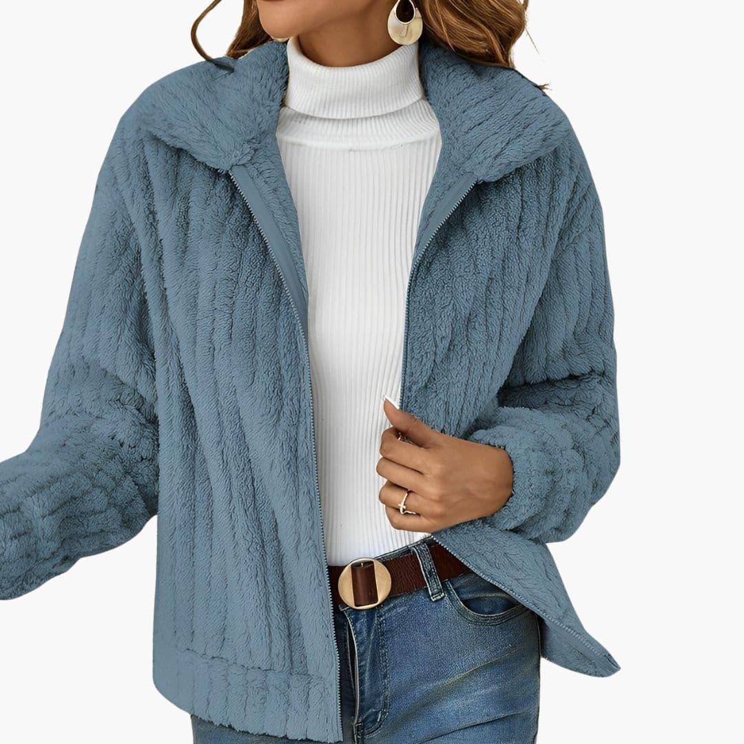 Veste femme zippée en matière peluche avec large col