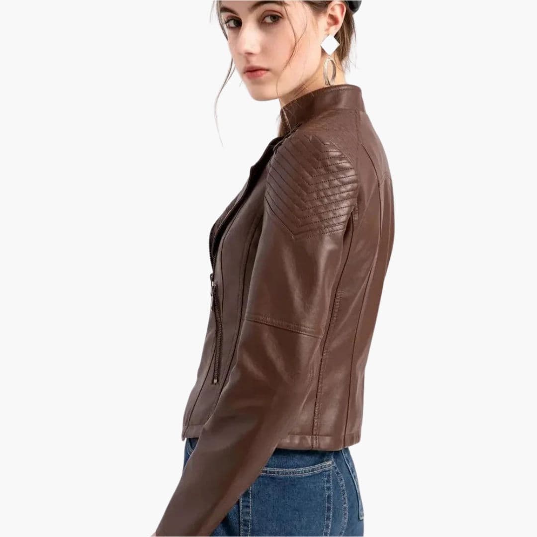 Veste femme avec épaules matelassées