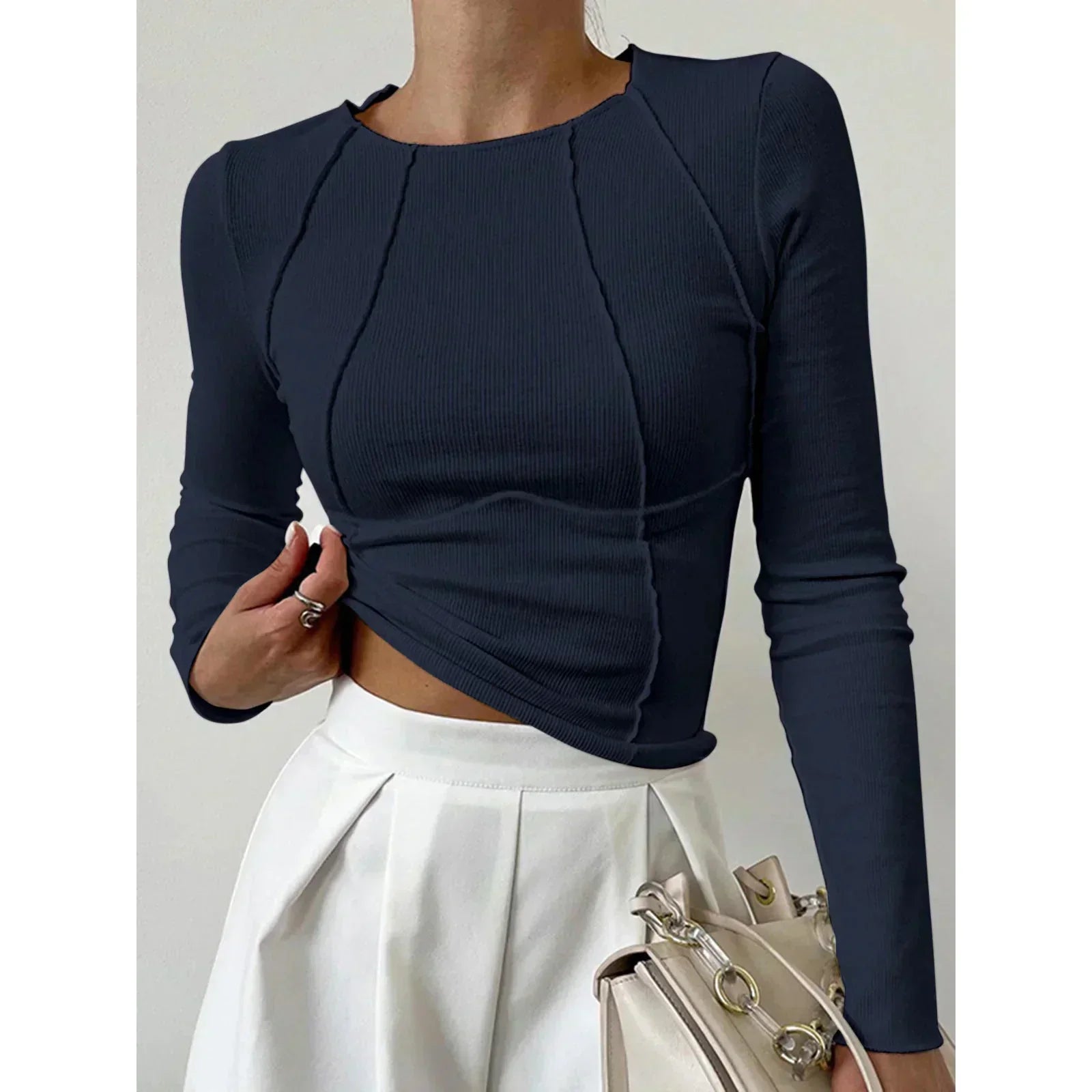 Haut femme manches longues moulant | Col rond élégant | Coupe ajustée, style moderne pour bureau et soirée