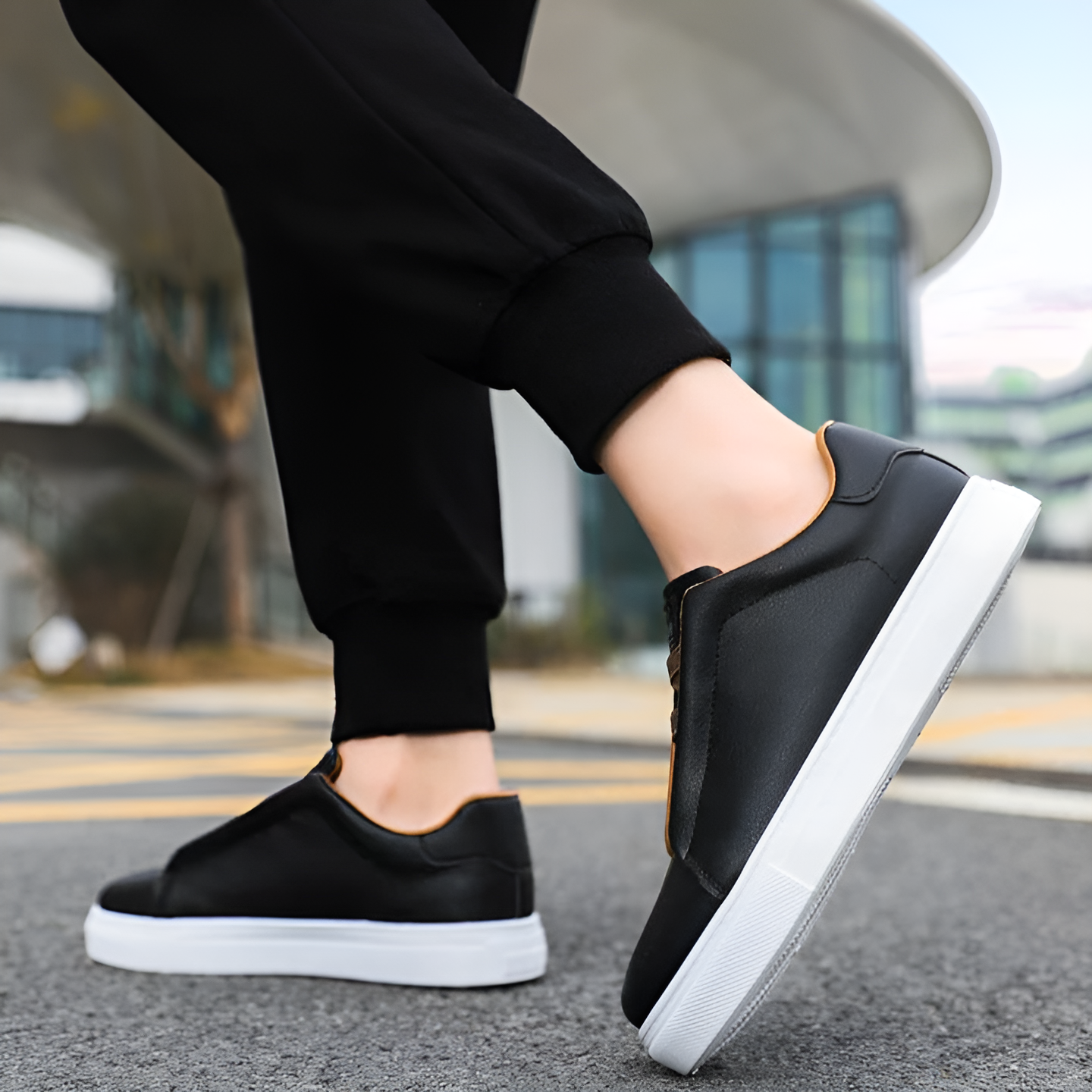 Baskets basses homme | À lacets, semelle à relief antidérapant | Style classique pour le quotidien