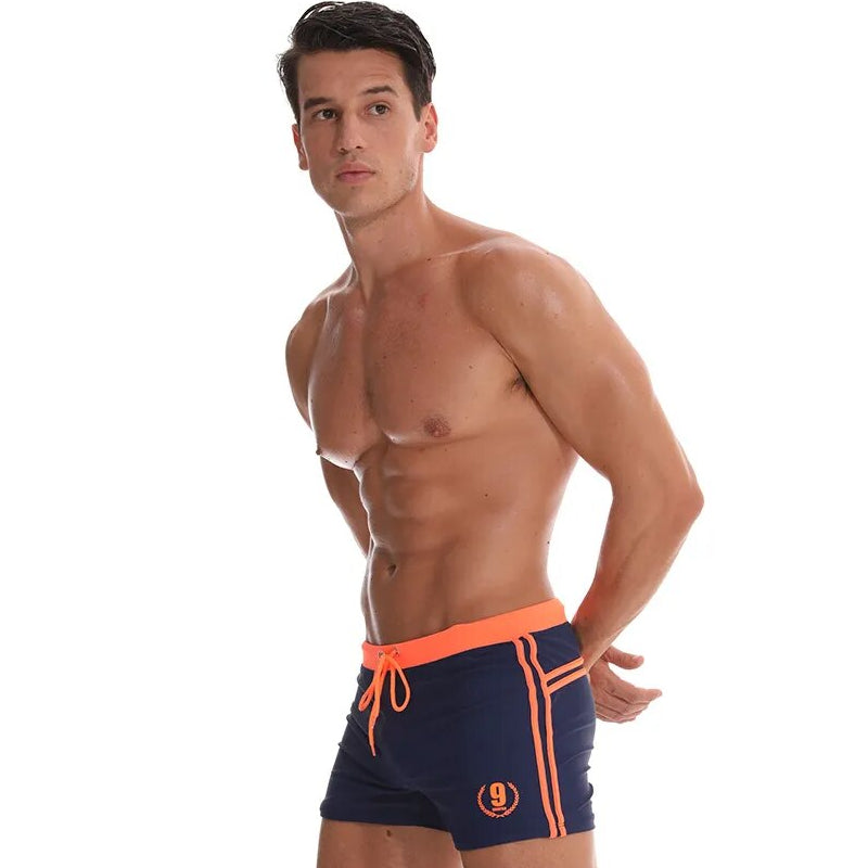 Maillot de Bain Homme Ajusté en Tissu Résistant au Chlore