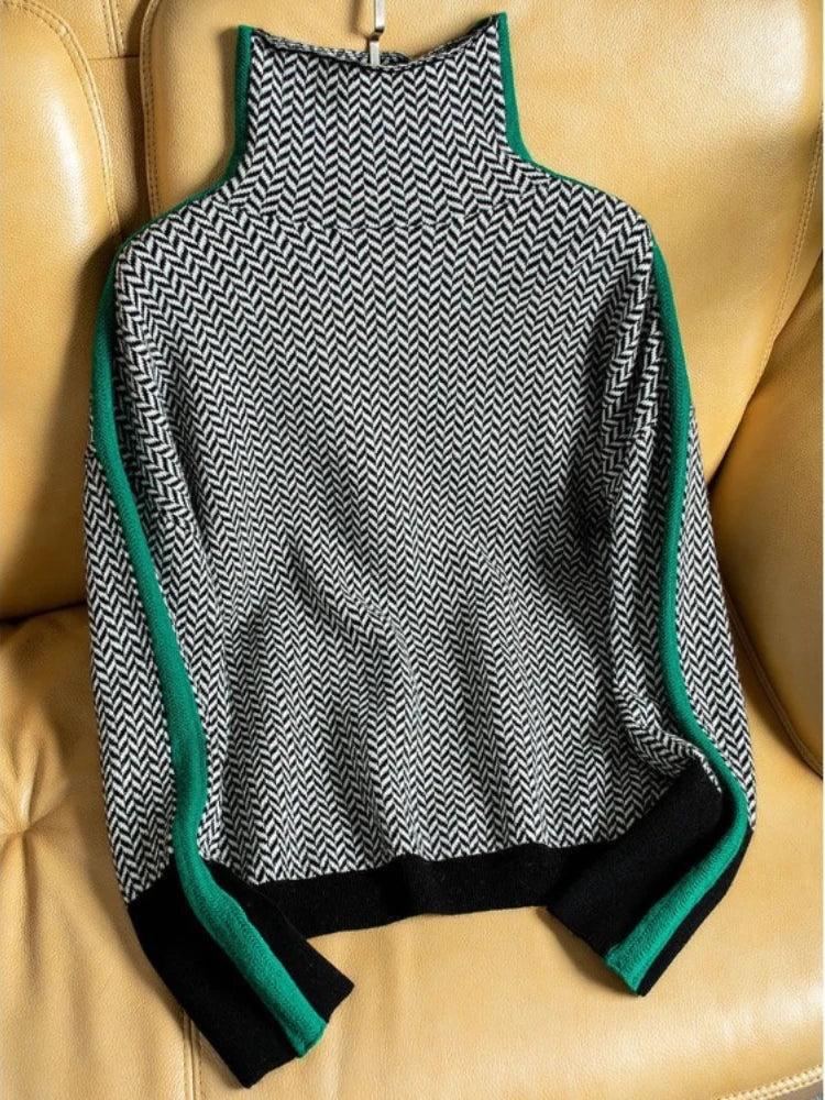 Pull Femme Rayé Polyvalent | Confort Quotidien et Style Intemporel