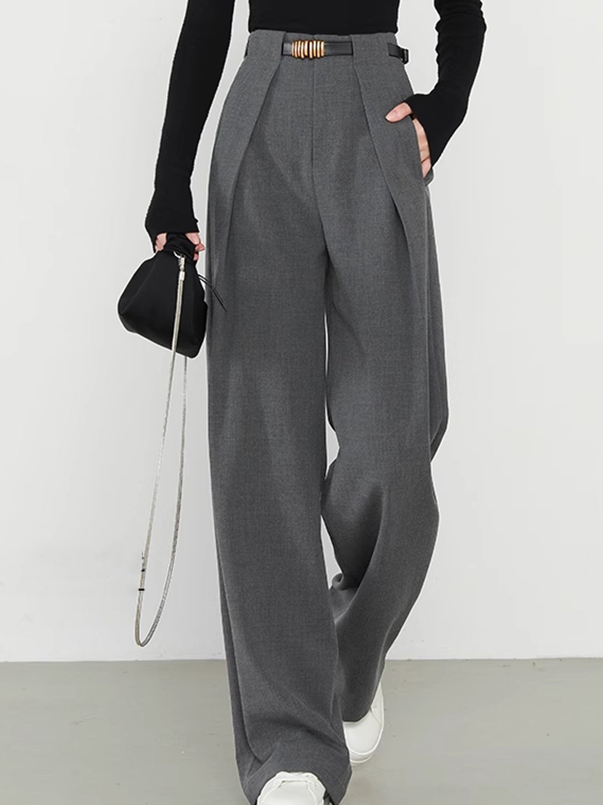 Pantalon femme coupe droite ajustée | Élégant et confortable pour bureau et quotidien