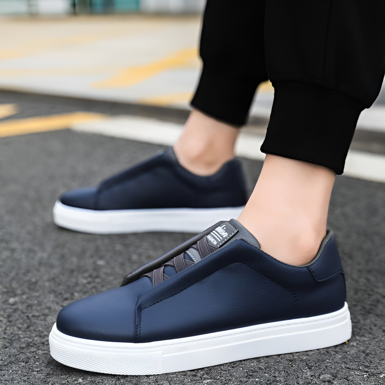 Baskets basses homme | À lacets, semelle à relief antidérapant | Style classique pour le quotidien