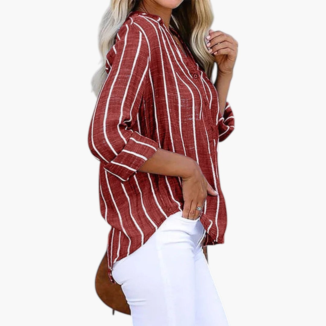 Camicia donna con scollo a V e patta con bottoni