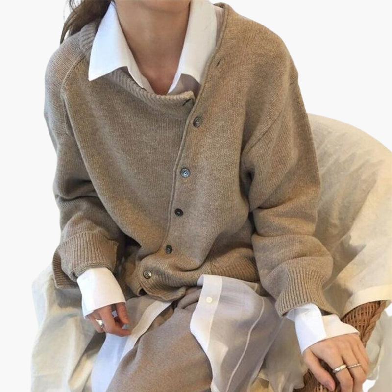 Cardigan en maille pour femme avec boutons asymétriques et col rond