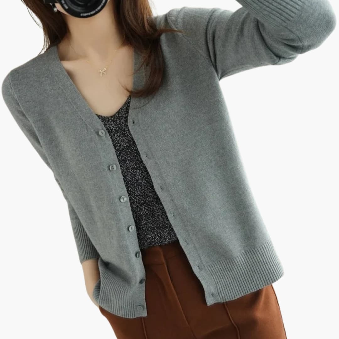 Cardigan femme à col V avec fermeture boutonnée et poignets côtelés