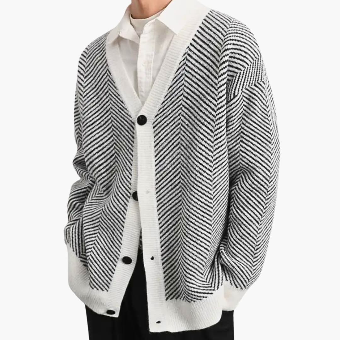 Cardigan homme en maille avec col V