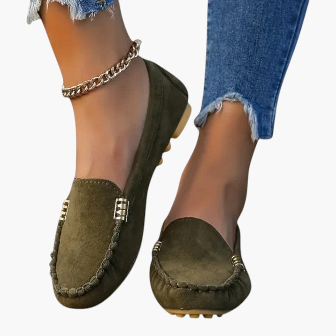 Chaussures Mocassins Femme a Semelle Plate et Détail Métallique