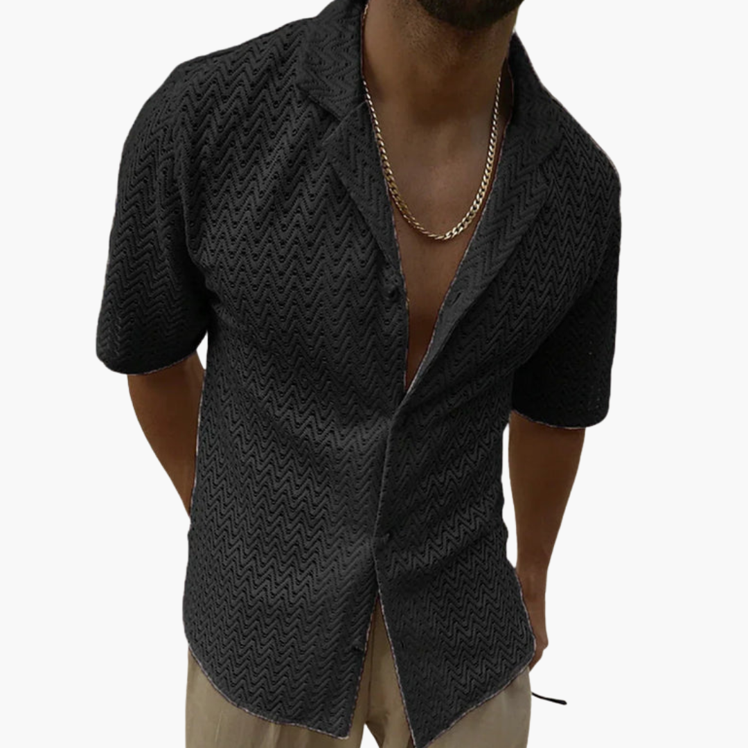 Chemise à manches courtes pour homme avec col ouvert et surface texturée
