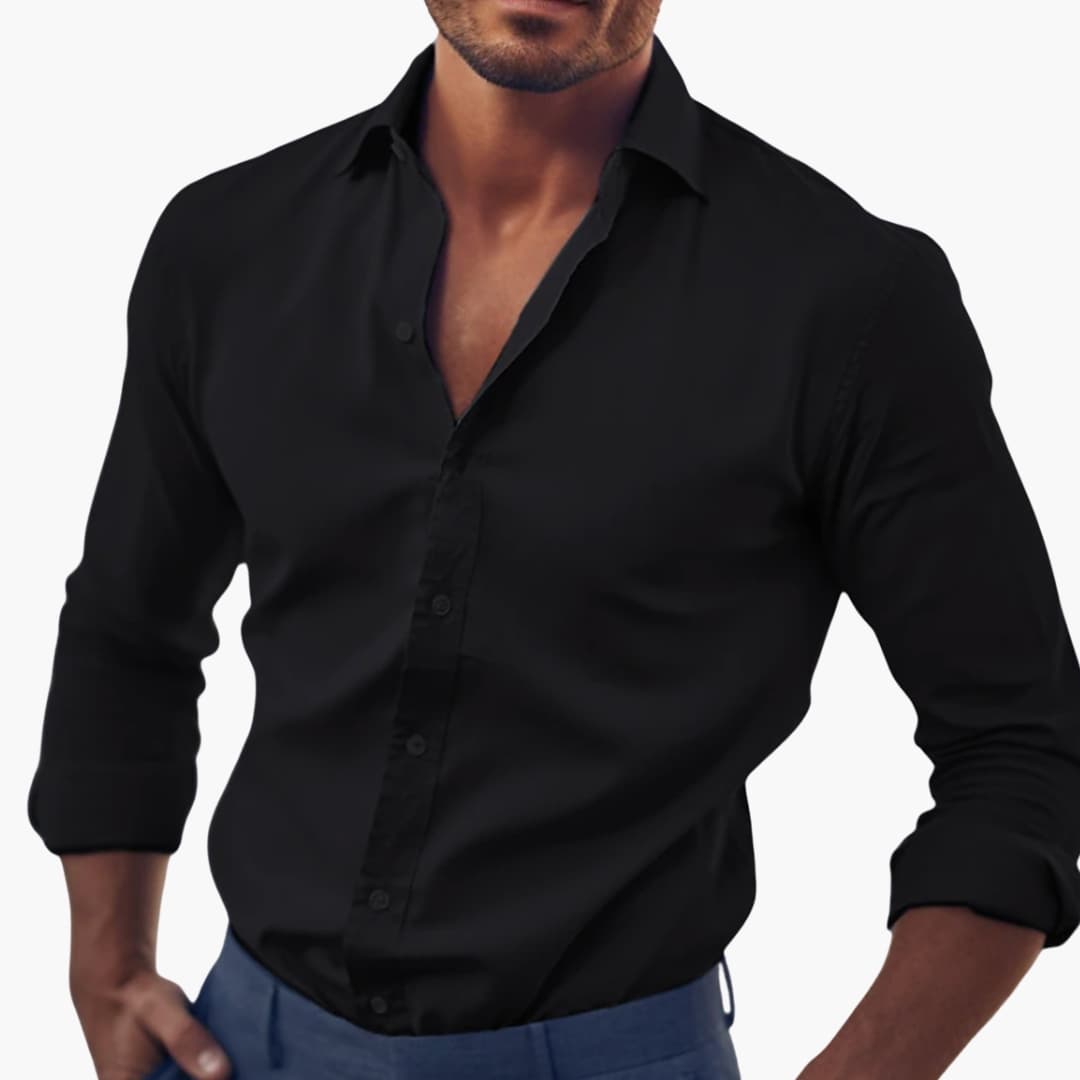 Chemise homme à coupe classique avec fermeture boutonnée