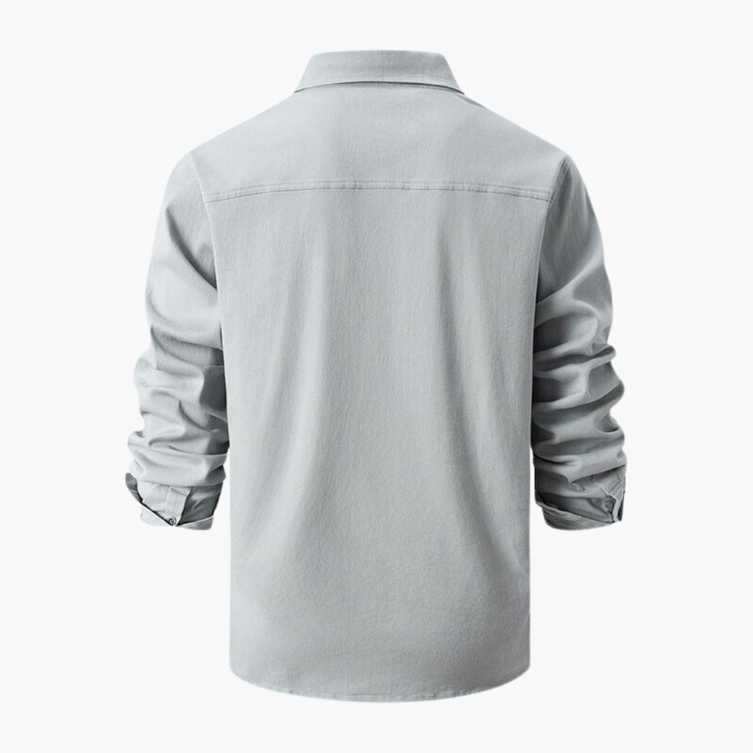 Chemise homme à poches poitrine et boutons