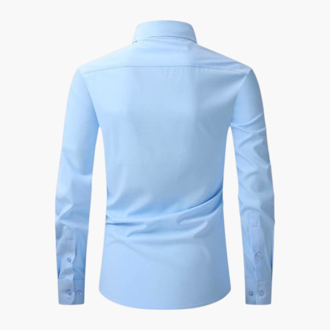 Chemise homme avec poche poitrine et patte de boutonnage