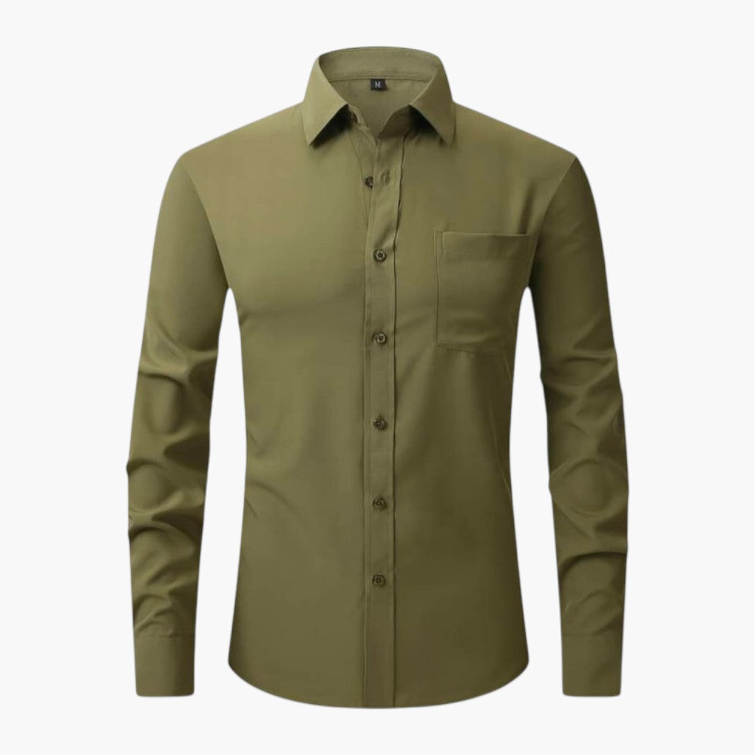 Chemise homme avec poche poitrine et patte de boutonnage