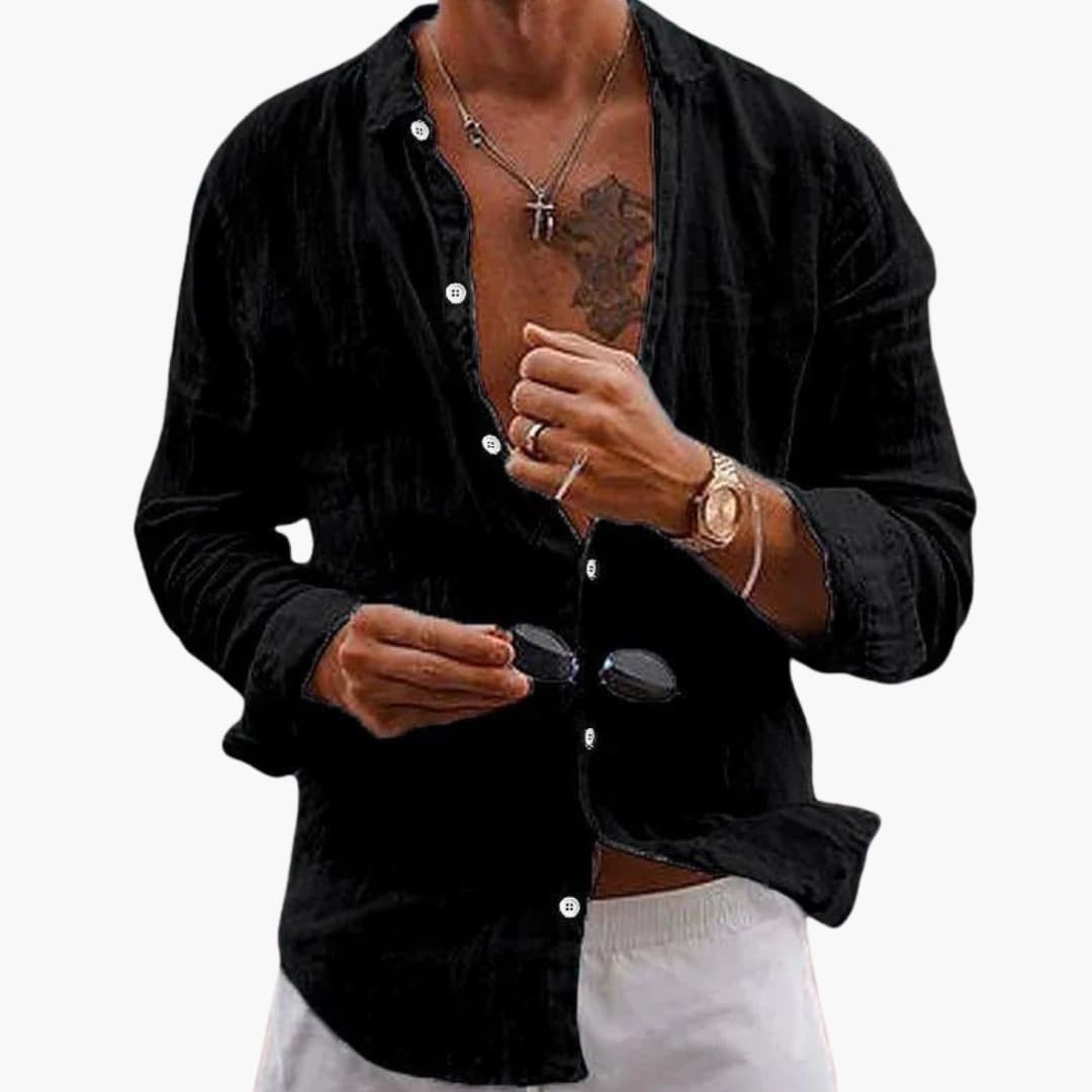 Chemise homme unie à manches longues avec col revers et fermeture boutonnée