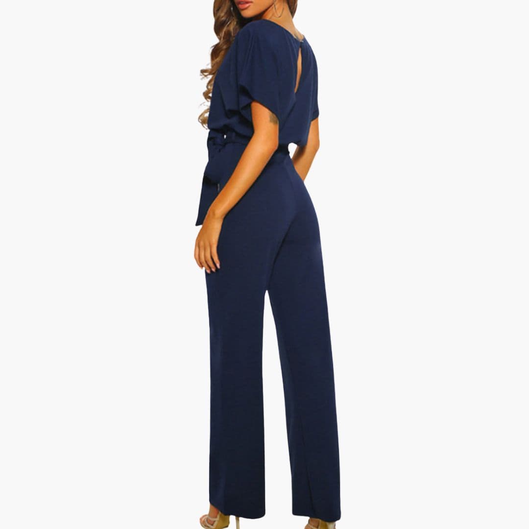 Combinaison femme avec taille ceinturée