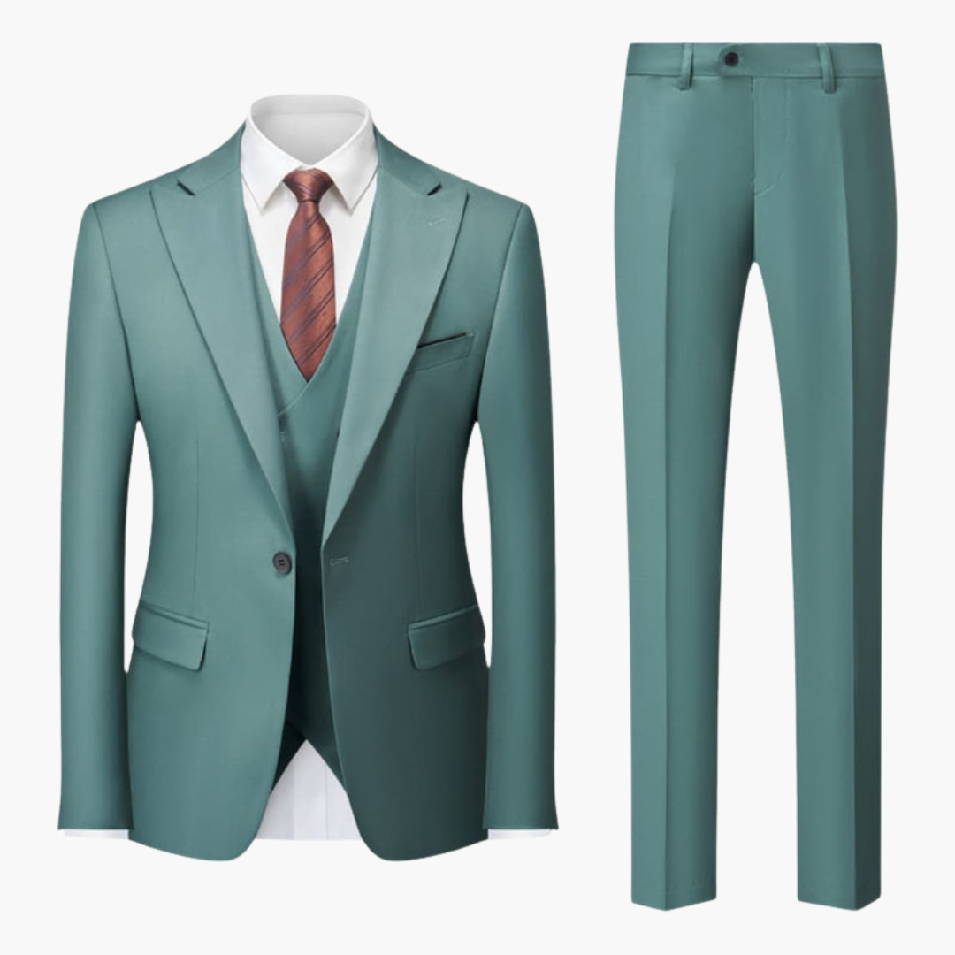 Costume uomo tre pezzi con rever dentellato e pantalone taglio aderente