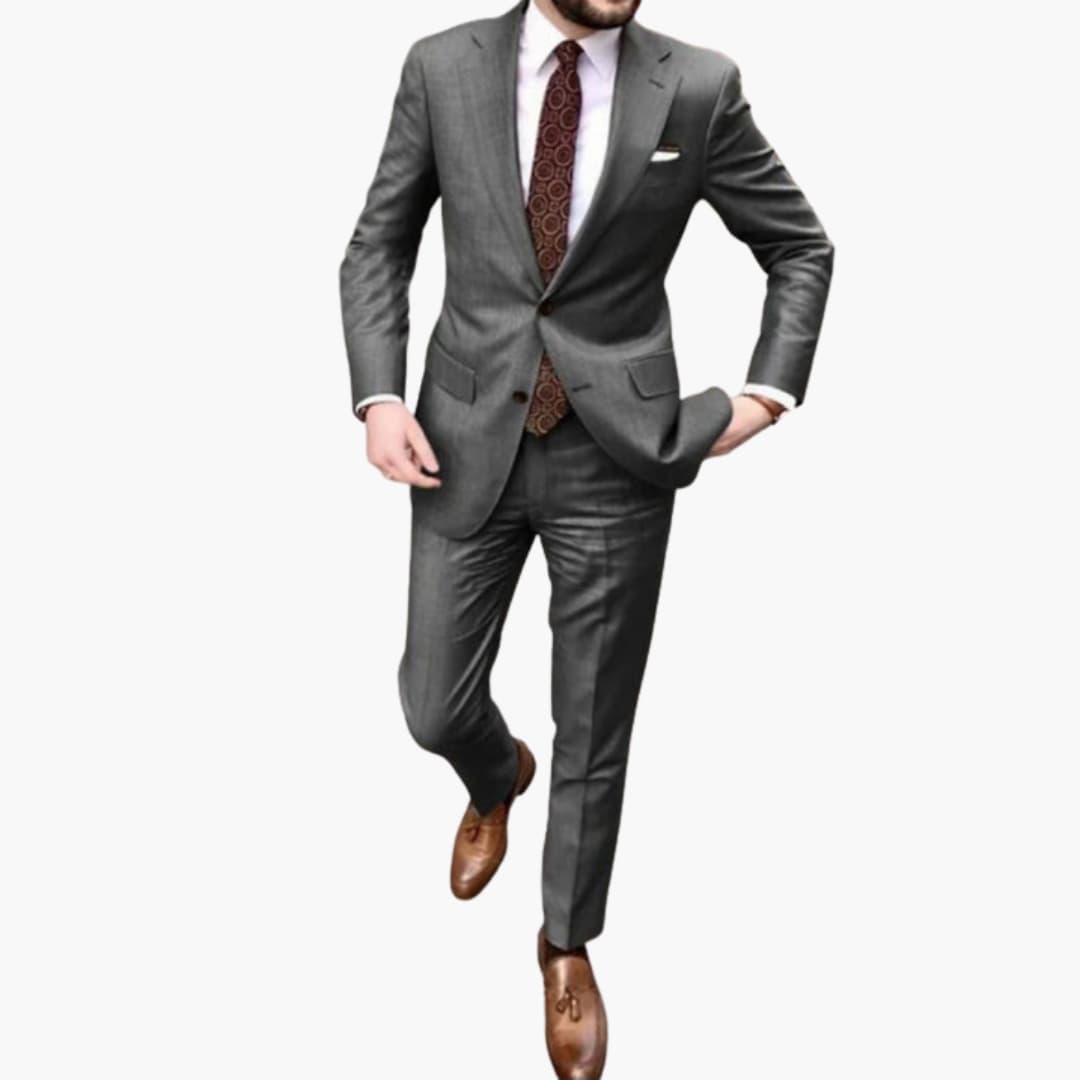 Costume homme deux pièces avec revers classiques et pantalon slim